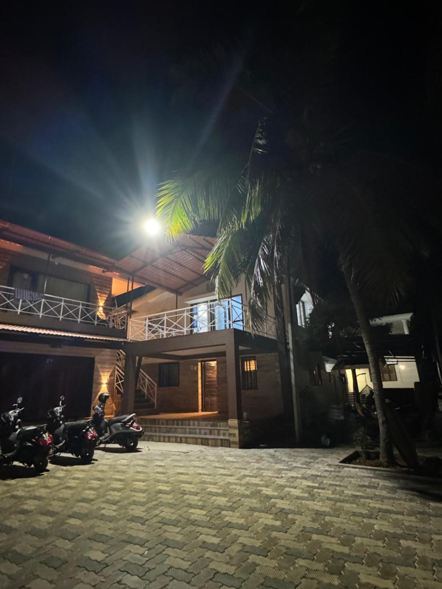 The Backwater Homestay Udupi Eksteriør bilde